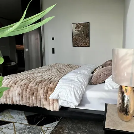 Penthouse Paradise Stunning City Views شقة زيورخ