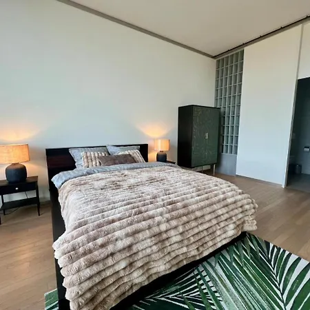 Penthouse Paradise Stunning City Views زيورخ