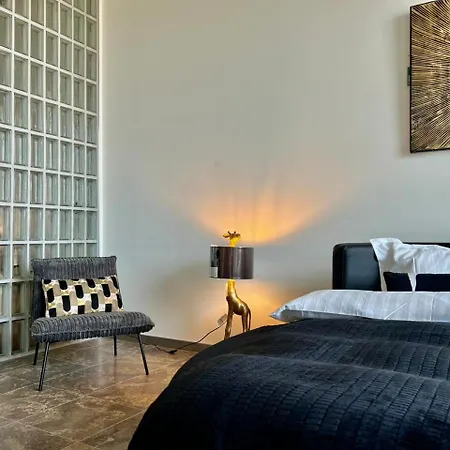 Penthouse Paradise Stunning City Views Appartamento *