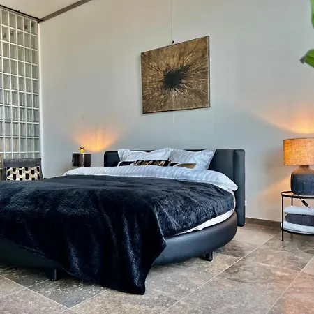 Penthouse Paradise Stunning City Views * Zurigo