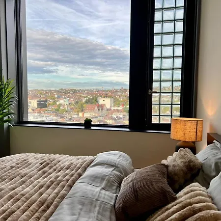דירה Penthouse Paradise Stunning City Views *